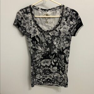 Vera Wang Black and Gray Floral Short Sleeve Top